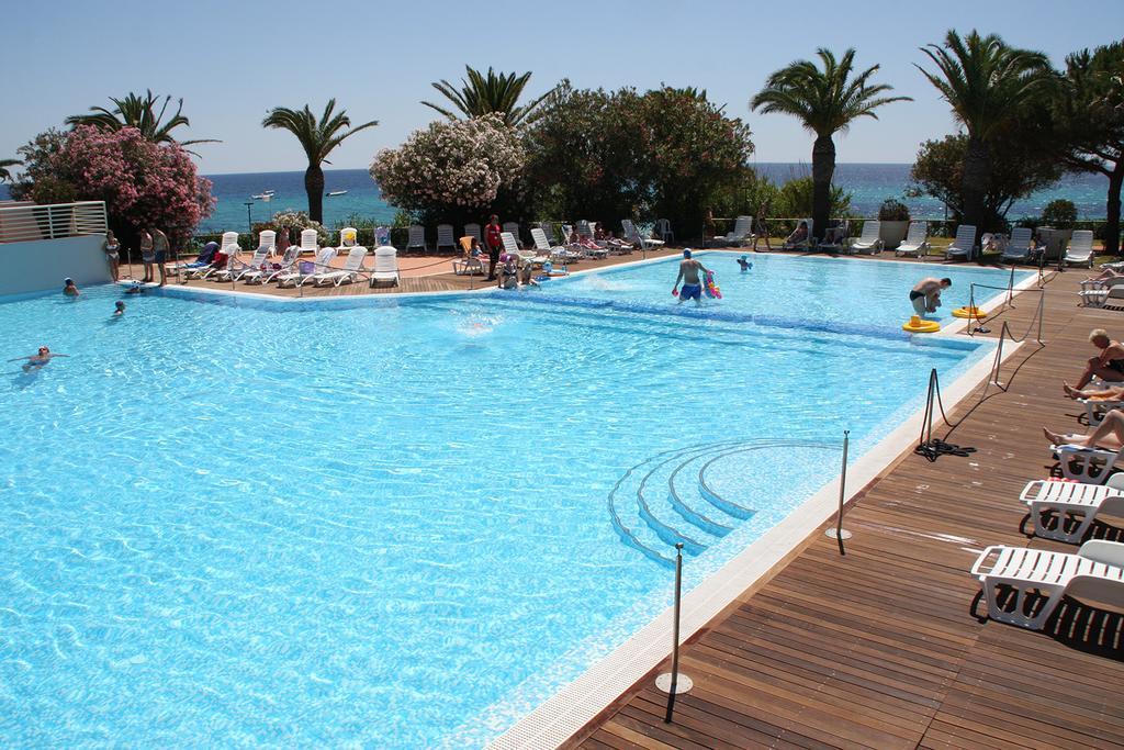 Th Costa Rei - Free Beach Resort Exterior foto