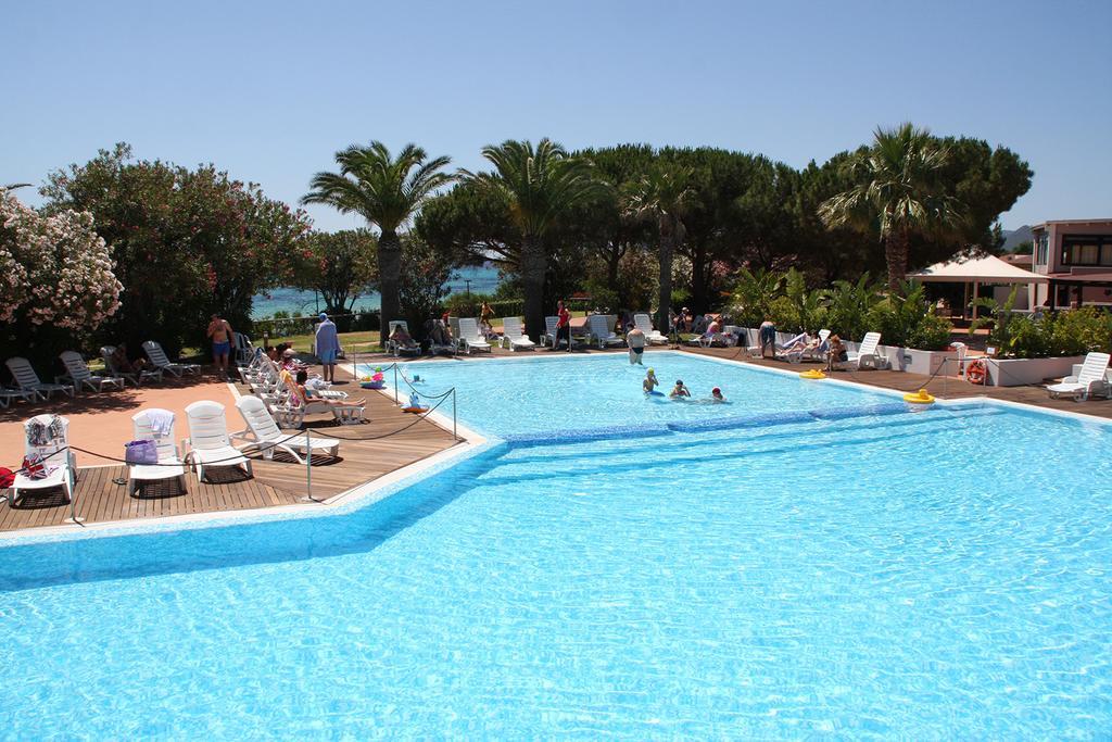 Th Costa Rei - Free Beach Resort Exterior foto