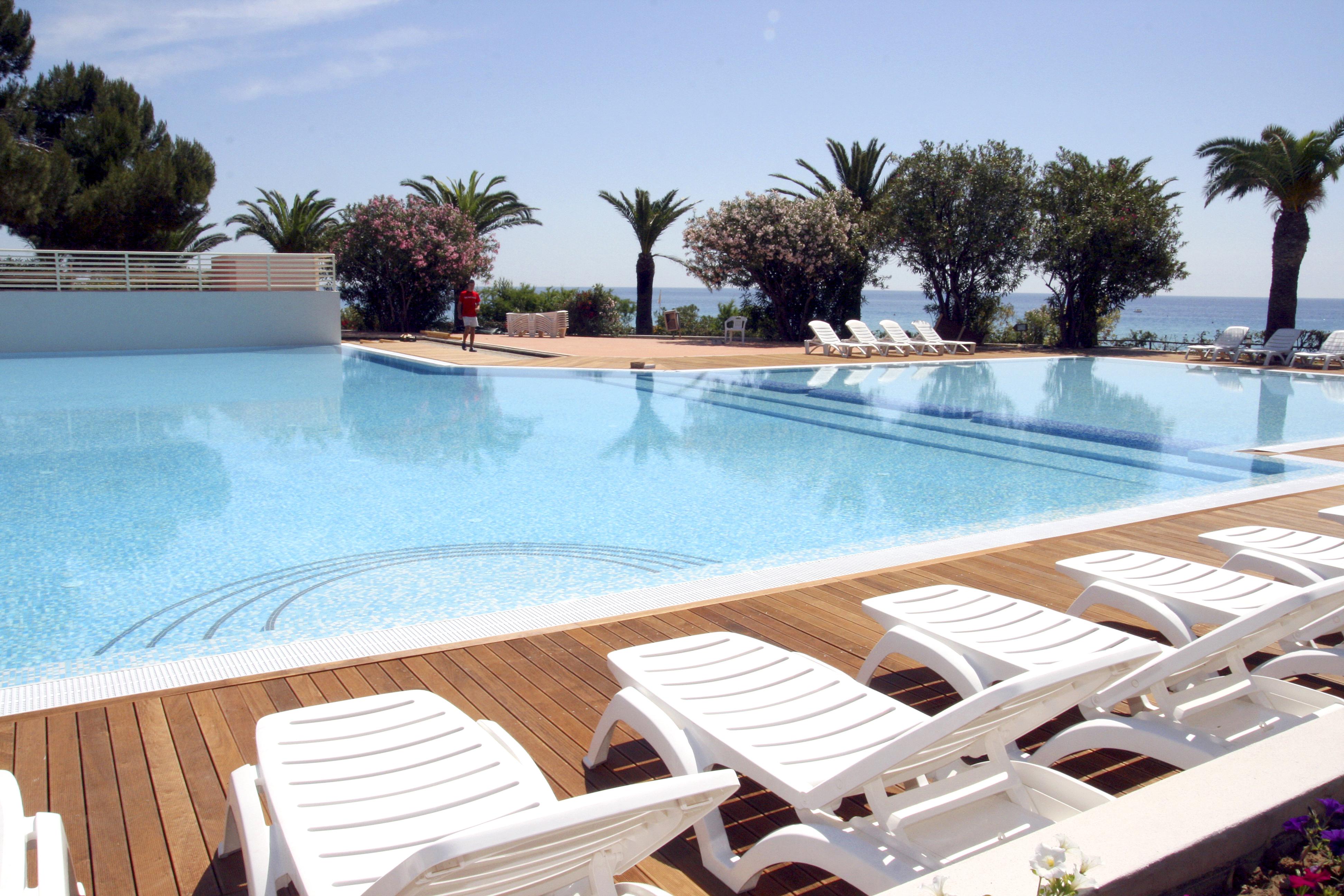 Th Costa Rei - Free Beach Resort Exterior foto